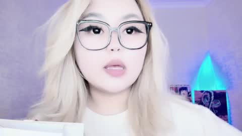 Amelia online show from 12-13-24, 12:31