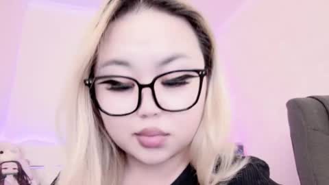 Amelia online show from 02-11-25, 03:50