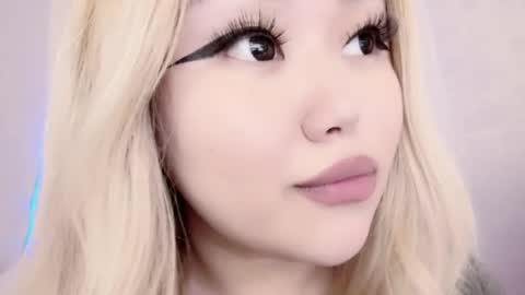 Amelia online show from 02-27-25, 03:47