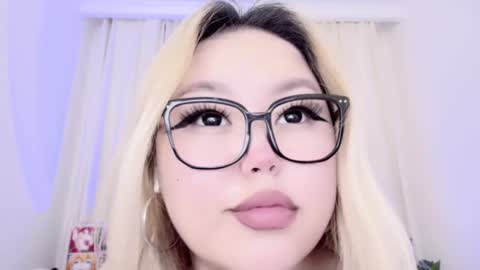 Amelia online show from 03-08-25, 01:39