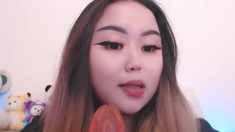Amelia online show from 05-04-26, 06:04