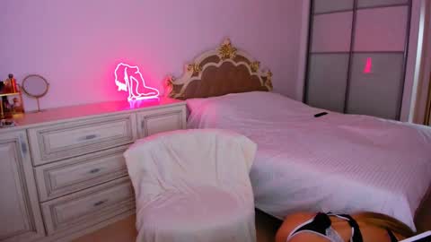 Ameli online show from 04-04-26, 02:54