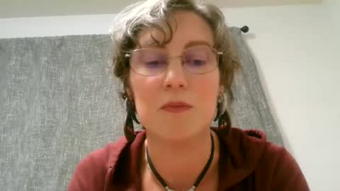 Ameliaishka online show from 10-04-25, 03:37