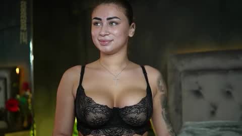  Amelia  online show from 11-22-25, 08:52