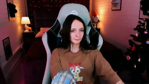 Snapshot of ameliamalina chatting on 12-27-24, 11:39 Amelia online show from 12-27-24, 11:39