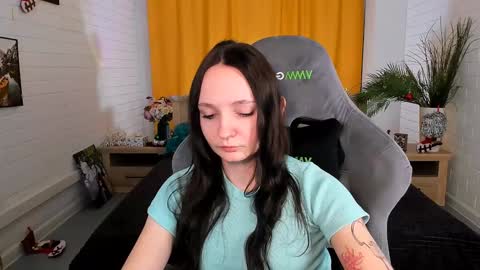 Amelia online show from 12-30-24, 08:43