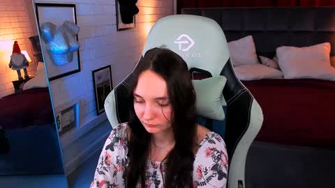 Amelia online show from 01-27-25, 11:22