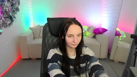 Snapshot of ameliamalina chatting on 02-06-25, 11:43 Amelia online show from 02-06-25, 11:43