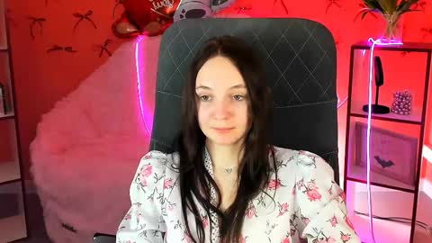 Snapshot of ameliamalina chatting on 02-13-25, 08:27 Amelia online show from 02-13-25, 08:27