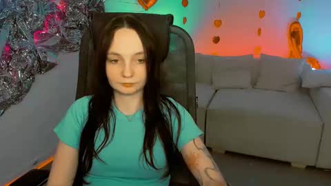 Snapshot of ameliamalina chatting on 02-26-25, 12:36 Amelia online show from 02-26-25, 12:36