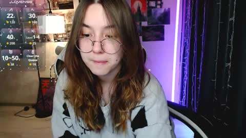 Amelia online show from 04-08-26, 01:33