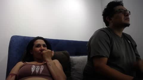 Amelia y terry online show from 04-19-26, 04:45