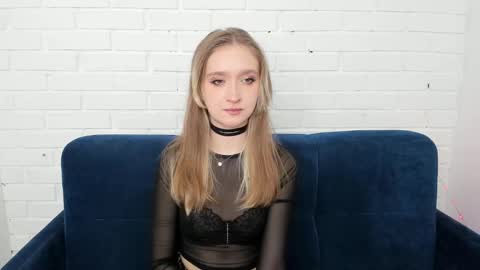 Snapshot of ameliawise chatting on 02-07-25, 08:33 ameliawise online show from 02-07-25, 08:33