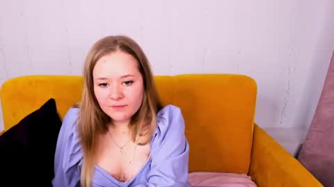 Snapshot of ameliawise chatting on 02-11-25, 08:58 ameliawise online show from 02-11-25, 08:58