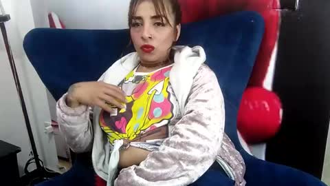 amelie brown online show from 01-17-25, 05:00