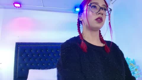 Amelie online show from 04-16-26, 11:11