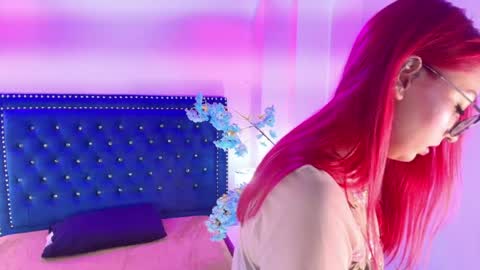 Amelie online show from 04-23-26, 10:58