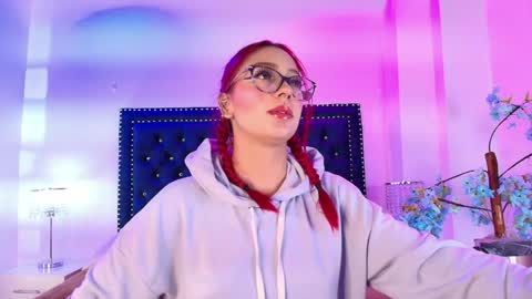 Amelie online show from 05-25-26, 11:27