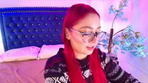 Snapshot of amelie_adamsx chatting on 05-31-26, 11:17 Amelie online show from 05-31-26, 11:17