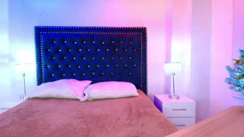 Snapshot of amelie_adamsx chatting on 06-05-26, 11:16 Amelie online show from 06-05-26, 11:16