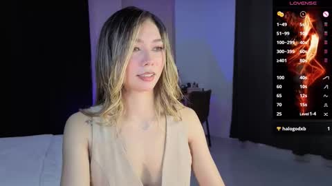 Isabella online show from 10-29-25, 02:25