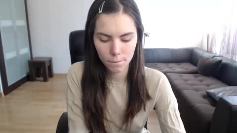 Snapshot of ameliereve chatting on 10-10-25, 12:15 Amelie online show from 10-10-25, 12:15