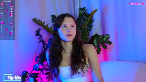 Snapshot of ameliroyse chatting on 09-21-25, 05:03 AmeliRoyse online show from 09-21-25, 05:03