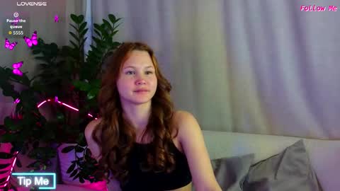 Snapshot of ameliroyse chatting on 11-21-25, 05:11 AmeliRoyse online show from 11-21-25, 05:11