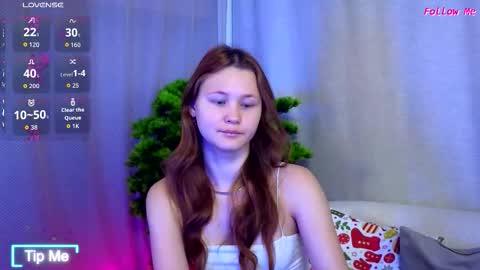 Snapshot of ameliroyse chatting on 12-21-25, 05:09 AmeliRoyse online show from 12-21-25, 05:09