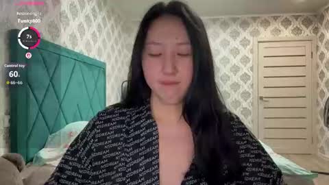 Snapshot of ameliya_kim chatting on 06-27-26, 09:09 Ameliya online show from 06-27-26, 09:09