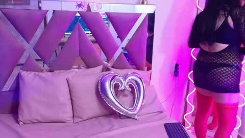 AMELY online show from 10-18-25, 11:44