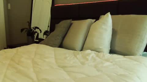 Snapshot of amera_gray chatting on 02-07-25, 08:20 HOT white naughty leo xxx online show from 02-07-25, 08:20