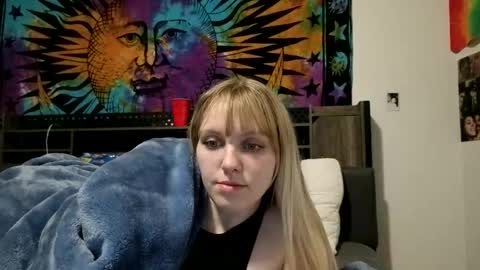 amethystmoon18 online show from 03-06-26, 07:43
