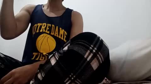 Snapshot of ami49703 chatting on 11-04-25, 12:32 ami49703 online show from 11-04-25, 12:32