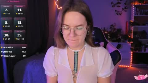 Hi-hi I am Kate welcome to my sexy room online show from 12-16-24, 02:05