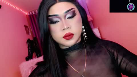 Queen Mireska online show from 11-17-25, 02:34