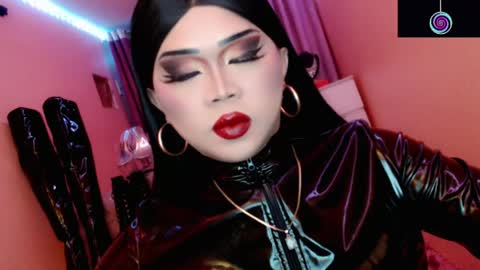 Queen Mireska online show from 03-22-26, 04:32