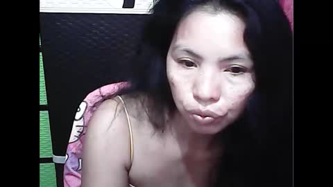 Snapshot of amias_thaddeus23 chatting on 09-30-25, 01:27 Amia online show from 09-30-25, 01:27