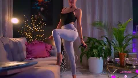 Snapshot of amidachris chatting on 02-10-26, 10:36 Amida online show from 02-10-26, 10:36