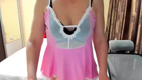 Amidalla online show from 03-18-26, 06:44