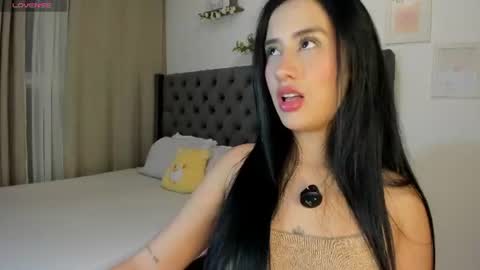 Snapshot of amiirra_ chatting on 07-10-26, 03:00 Amira sweet online show from 07-10-26, 03:00