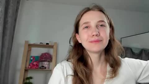 Emily online show from 05-06-26, 09:25