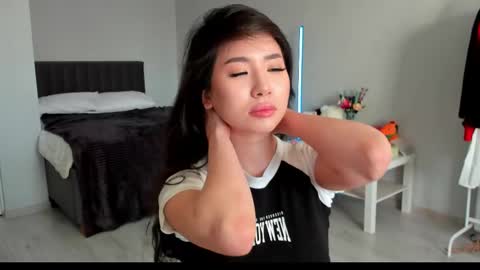 Amina online show from 01-13-26, 10:20