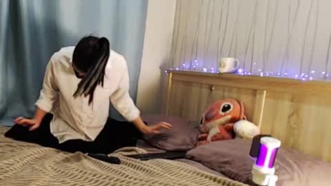 Snapshot of amira_dollxxx chatting on 12-11-24, 04:42 amira_dollxxx online show from 12-11-24, 04:42