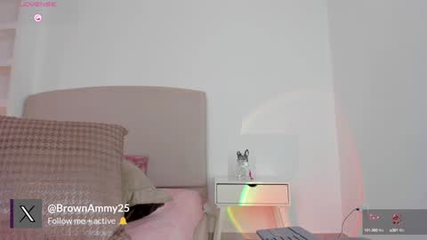Snapshot of ammy_brown_ chatting on 01-19-25, 12:49 AMMY online show from 01-19-25, 12:49