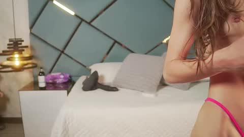 ammy durand online show from 11-09-25, 07:01