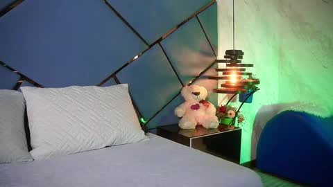 ammy durand online show from 04-12-26, 07:08