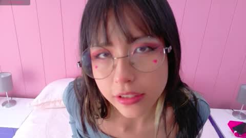    online show from 02-21-26, 02:40