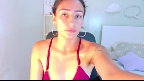 Snapshot of ammyrouse__ chatting on 02-03-26, 11:04 A M M Y online show from 02-03-26, 11:04