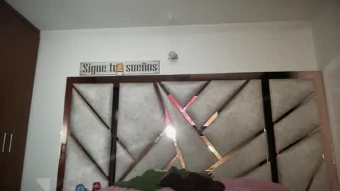 Ammy online show from 12-20-25, 02:18